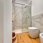 Apartment Lolus House