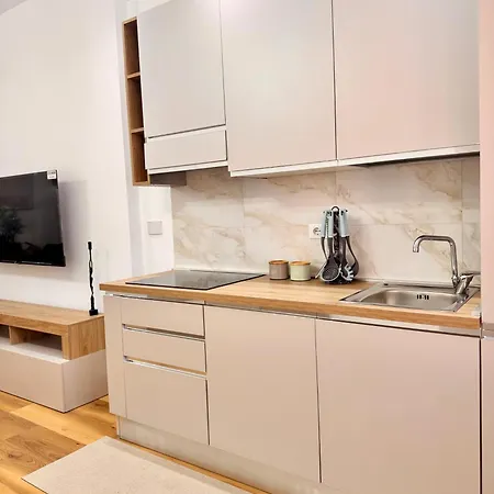 Apartment Lolus House *